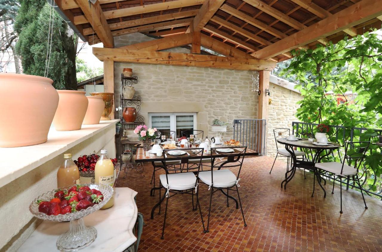 Maison D'Hotes Et Roulotte" Le 6 Bis" Romans-sur-Isere Exterior photo